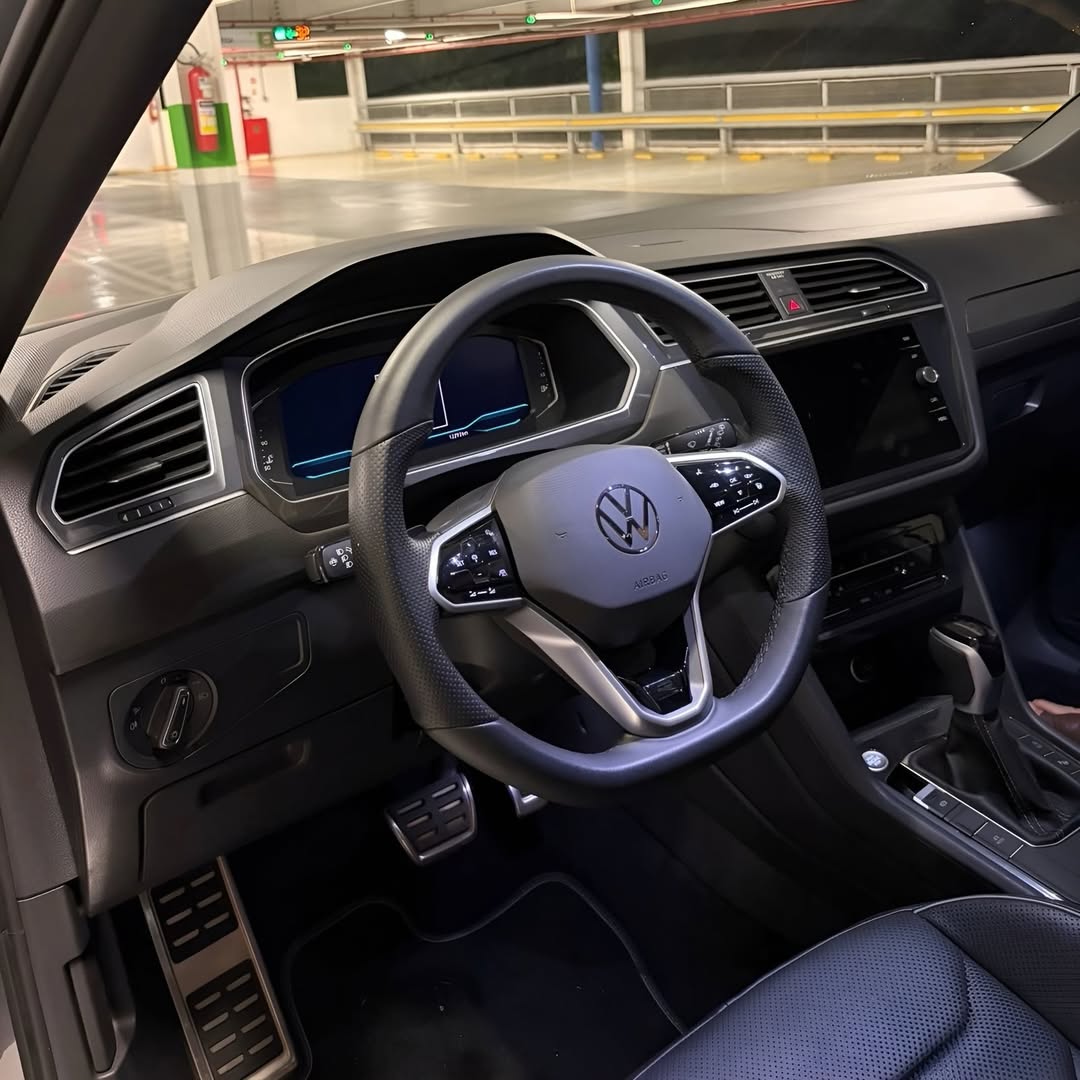Vw Tiguan R-Line 300 TSI 24/24 à venda em Brasília, District Federal, Brazil - Foto 9