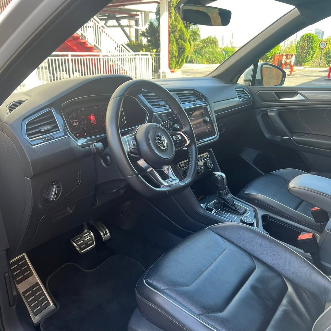 Imagem do Carro 8
