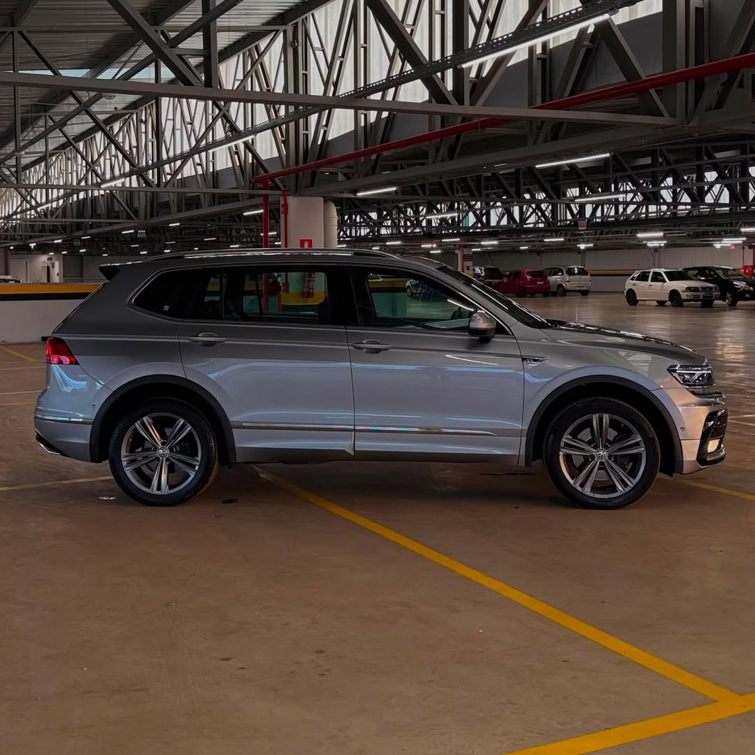 Vw Tiguan R-Line 350 TSI 21/21 23.500km à venda em Santa Catarina - Foto 6