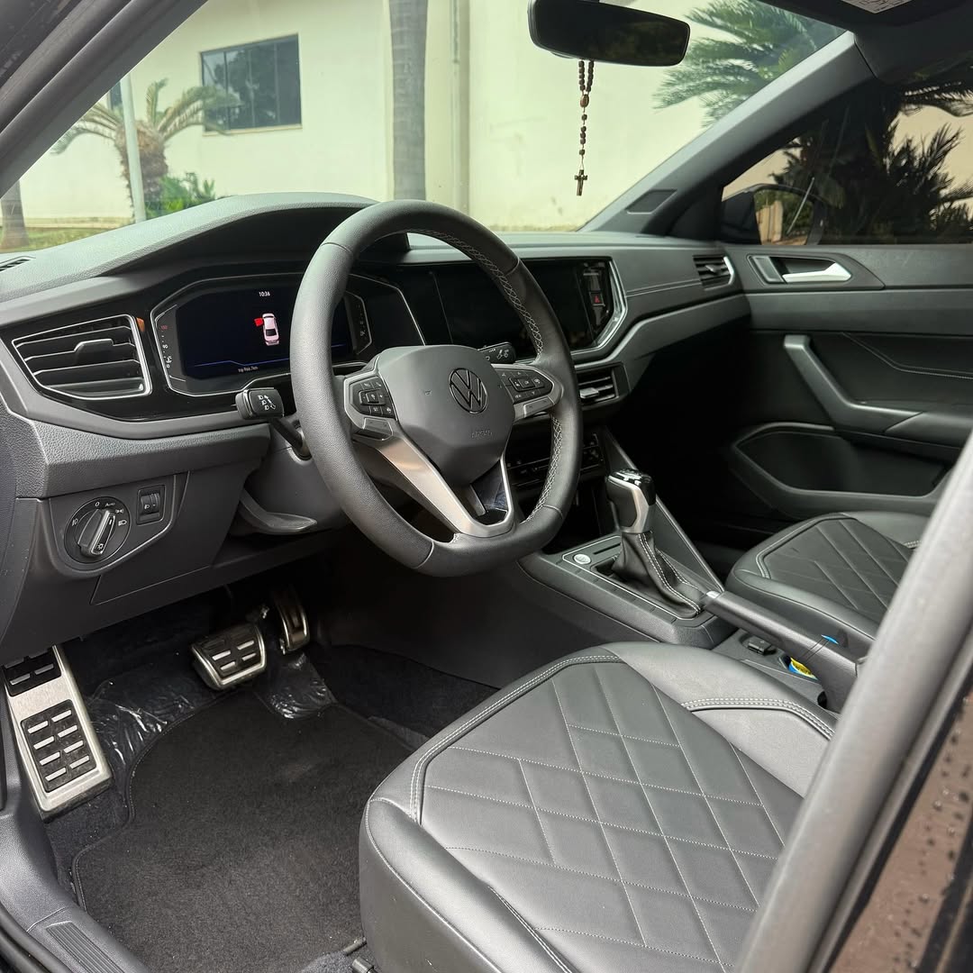 Imagem do Carro 8